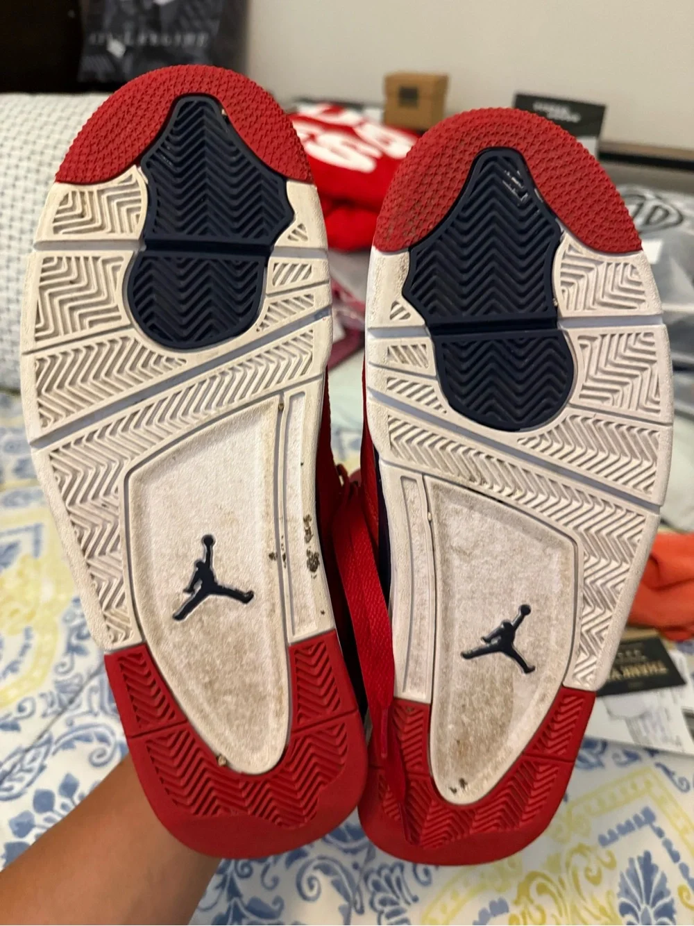 Jordan 4 Retro Fiba 2019 Men’s size 12